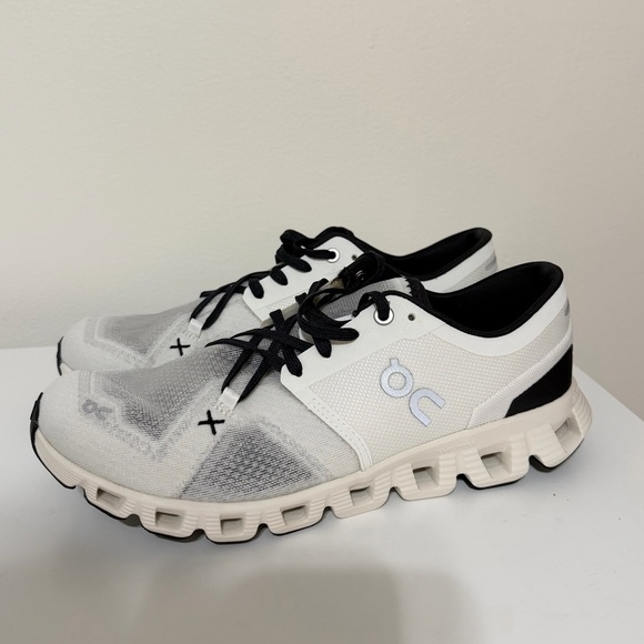 On Running Shoes - On Cloud Black and White Tennis Shoes